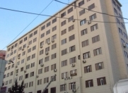 Satılır 4 otaqlı 120 m2 köhnə tikili Dövlət Statistika Komitəsi