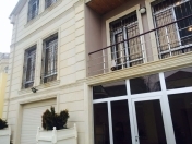Satılır 6 otaqlı 360 m2 həyət evi Şəlalə parkı