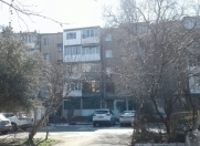 Satılır 2 otaqlı 45 m2 köhnə tikili Hüseyn Cavid parkı