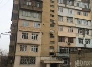 Satılır 4 otaqlı 125 m2 köhnə tikili Zərifə Əliyeva adına park