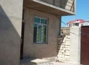 Satılır 6 otaqlı 200 m2 həyət evi Y.Günəşli