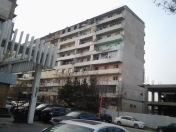 Satılır 3 otaqlı 90 m2 köhnə tikili Gənclik m.