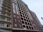 Satılır 1 otaqlı 57 m2 yeni tikili İnşaatçılar m.