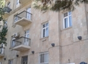 Satılır 3 otaqlı 80 m2 köhnə tikili Nərimanov heykəli