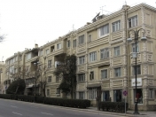 Satılır 3 otaqlı 70 m2 köhnə tikili Dostluq kinoteatrı