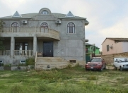 Satılır 8 otaqlı 500 m2 bağ evi Saray