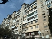 Satılır 3 otaqlı 75 m2 köhnə tikili 9 mkr