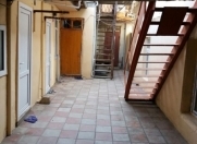 İcarəyə verilir 1 otaqlı 45 m2 köhnə tikili Yasamal bazarı