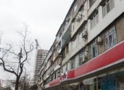 Satılır 4 otaqlı 200 m2 obyekt Yasamal r.