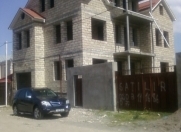 Satılır 8 otaqlı 400 m2 həyət evi Qusar
