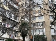 Satılır 3 otaqlı 80 m2 köhnə tikili 9 mkr