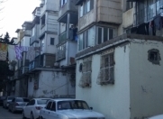 Satılır 3 otaqlı 75 m2 köhnə tikili Hüseyn Cavid parkı