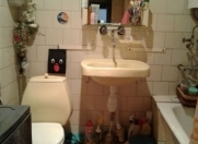 Satılır 4 otaqlı 100 m2 köhnə tikili Səməd Vurğun parkı