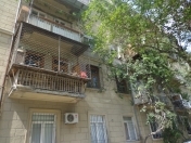 Satılır 4 otaqlı 140 m2 köhnə tikili İncəsənət və Mədəniyyət Un.