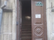 Satılır 1 otaqlı 44 m2 köhnə tikili İçəri Şəhər m.