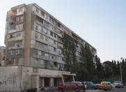 Satılır 4 otaqlı 120 m2 köhnə tikili İnşaatçılar m.
