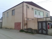 Satılır 12 otaqlı 95 m2 həyət evi Lökbatan