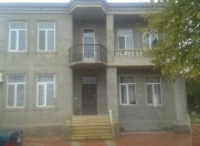 İcarəyə verilir 4 otaqlı 150 m2 həyət evi Sahil m.