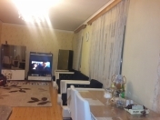 Satılır 5 otaqlı 200 m2 həyət evi Saray