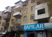Satılır 3 otaqlı 65 m2 köhnə tikili İnşaatçılar m.