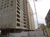 Satılır 1 otaqlı 56 m2 yeni tikili İnşaatçılar m.