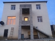 Satılır 5 otaqlı 280 m2 bağ evi Novxanı