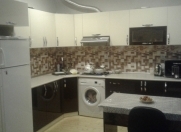 Satılır 3 otaqlı 82 m2 yeni tikili Ukrayna dairəsi