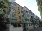 Satılır 2 otaqlı 52 m2 köhnə tikili Space TV