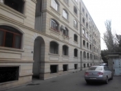 Satılır 3 otaqlı 80 m2 köhnə tikili Şəlalə parkı