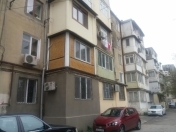 Satılır 3 otaqlı 75 m2 köhnə tikili Elmlər Akademiyası m.