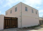 Satılır 7 otaqlı 270 m2 həyət evi Binə