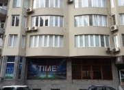 Satılır 5 otaqlı 219 m2 yeni tikili 28 May m.