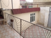 Satılır 17 otaqlı 22 m2 köhnə tikili Abşeron r.