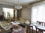 Satılır 4 otaqlı 96 m2 köhnə tikili Yasamal parkı