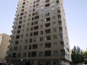 Satılır 3 otaqlı 80 m2 yeni tikili Azadlıq prospekti m.