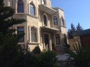 Satılır 7 otaqlı 335 m2 həyət evi Nizami r.