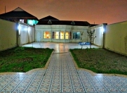 Satılır 5 otaqlı 220 m2 həyət evi Əmircan