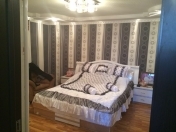 Satılır 7 otaqlı 218 m2 həyət evi Nəsimi r.