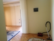 İcarəyə verilir 2 otaqlı 101 m2 yeni tikili Tibb Universiteti