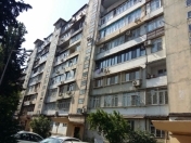 Satılır 5 otaqlı 200 m2 köhnə tikili Azadlıq prospekti m.