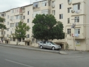 Satılır 3 otaqlı 65 m2 köhnə tikili İnşaatçılar m.