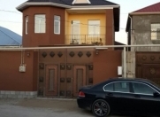 Satılır 6 otaqlı 230 m2 həyət evi Ramana