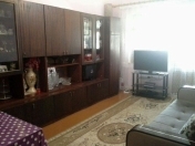 Satılır 2 otaqlı 55 m2 köhnə tikili Neapol dairəsi