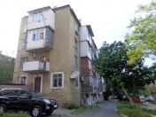 Satılır 1 otaqlı 30 m2 köhnə tikili Yasamal r.