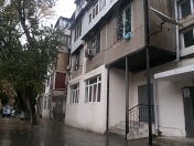 Satılır 2 otaqlı 46 m2 köhnə tikili Qələbə dairəsi