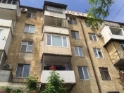 Satılır 3 otaqlı 70 m2 köhnə tikili İnşaatçılar m.