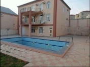 Satılır 14 otaqlı 800 m2 həyət evi Badamdar