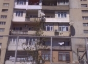 Satılır 4 otaqlı 110 m2 köhnə tikili Yasamal parkı