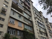Satılır 4 otaqlı 110 m2 köhnə tikili Ayna Sultanova heykəli