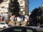 Satılır 28 m2 qaraj Memar Əcəmi m.